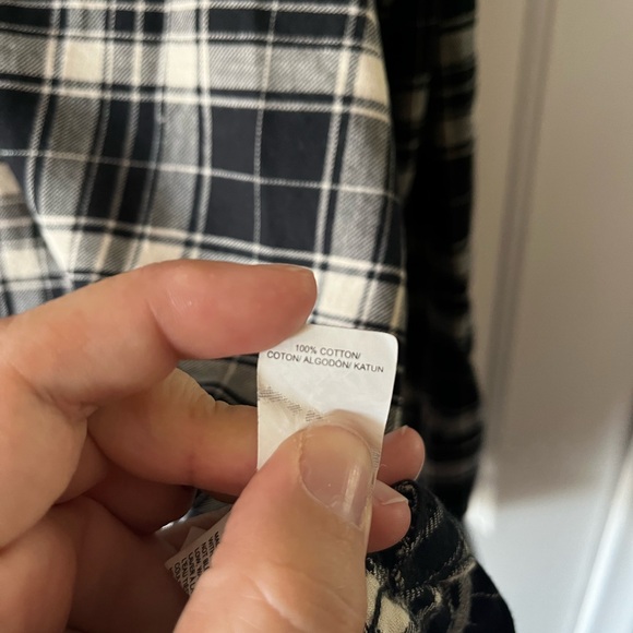 Snap plaid button up - Picture 4 of 4